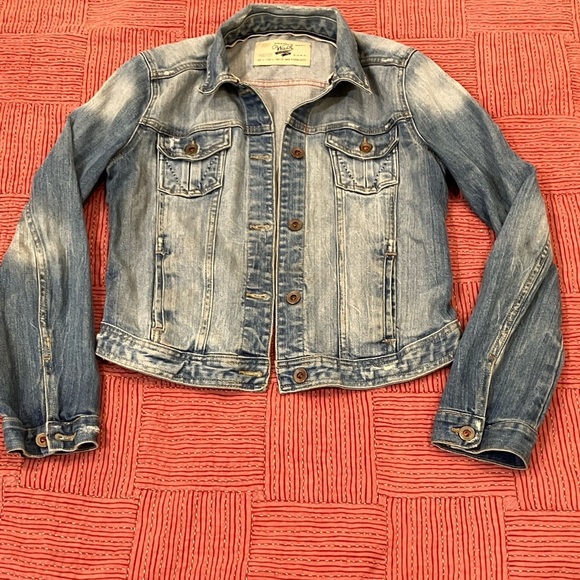 Zara large size Premium Wash distressed Denim Jacket - Picture 16 of 16